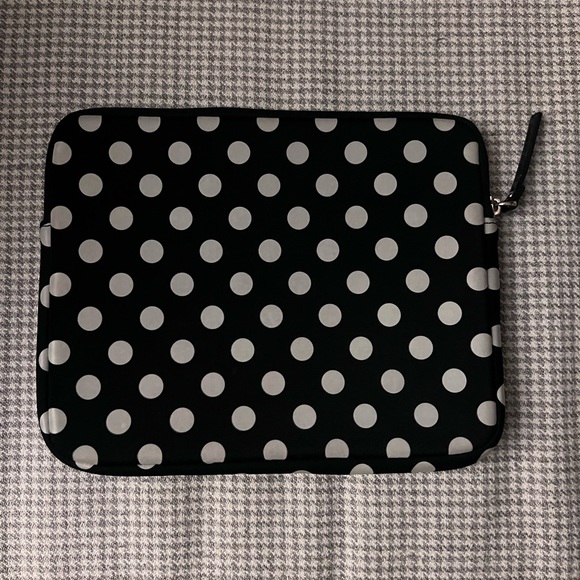 Kate Spade iPad tablet zippered case - Picture 3 of 12